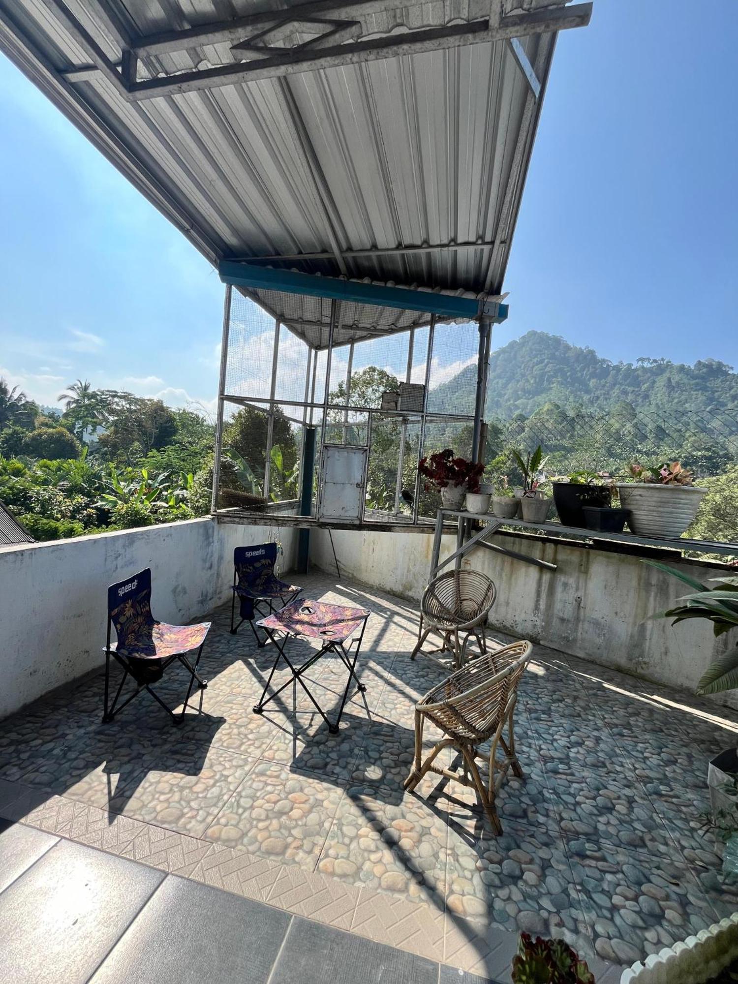 Java Hostel Tumpak Sewu Sidomukti Екстериор снимка